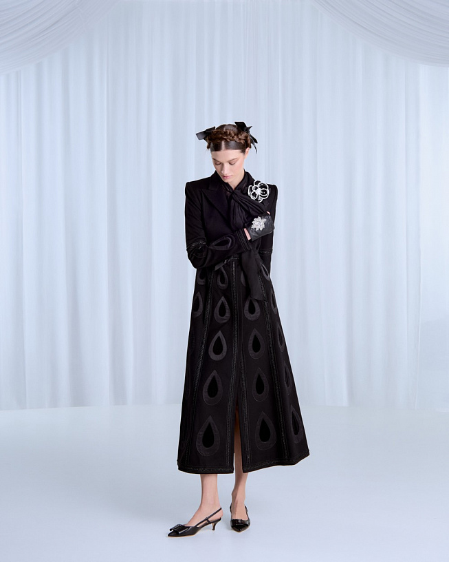 Черное пальто YaninaCouture