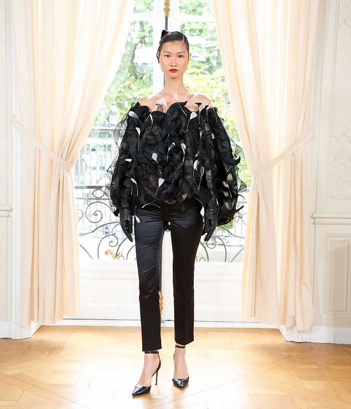 Look FW25\26-09
