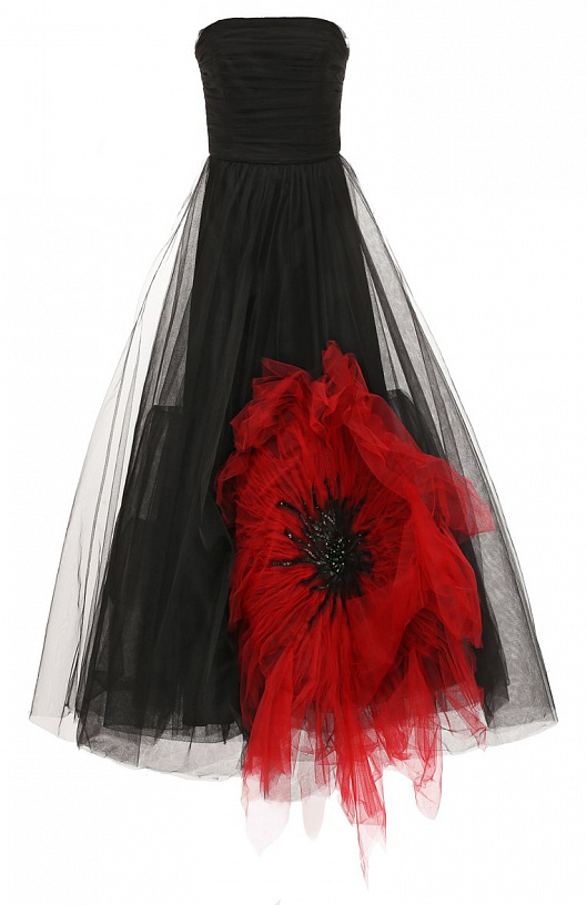 Black tulle dress with ‘flower’ applique
