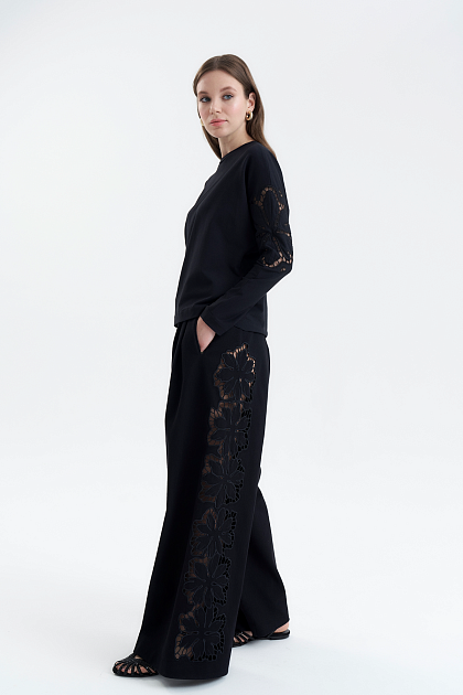 Black blouse with Richelieu embroidery